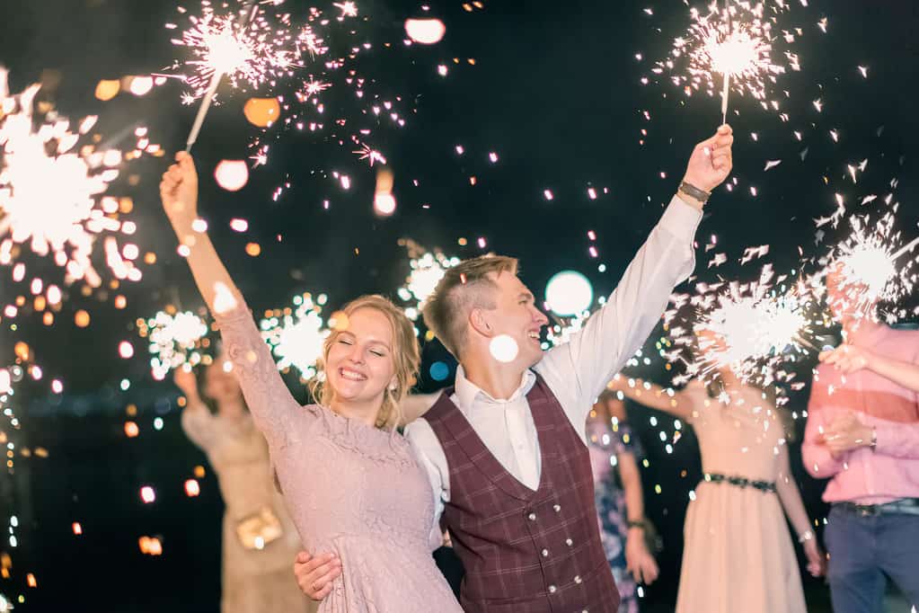 DIY wedding sparklers
